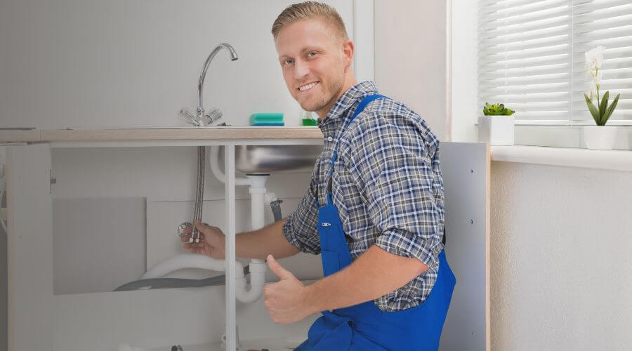 Expert burst pipe repair services in Round Lake, IL